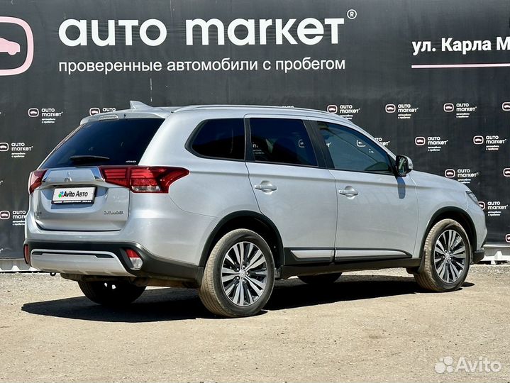 Mitsubishi Outlander 2.0 CVT, 2019, 117 160 км