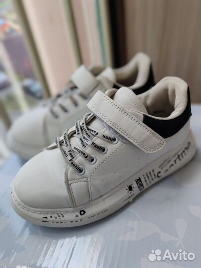 Кроссовки экокожа