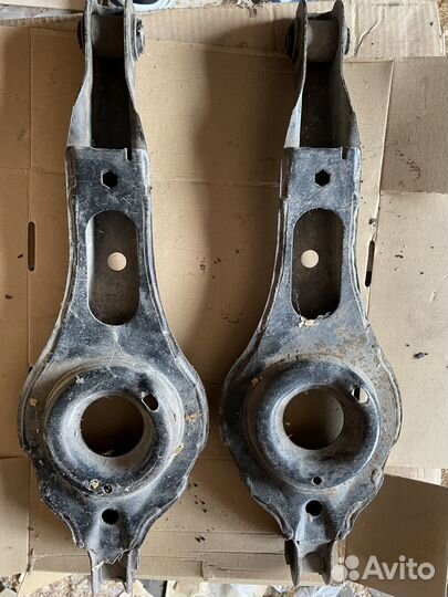 Рычаг поперечный задний Ford Kuga 2008-2012