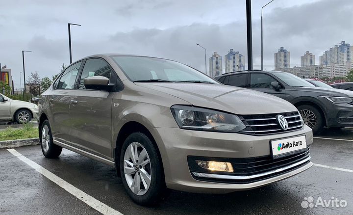 Volkswagen Polo 1.6 AT, 2016, 124 000 км