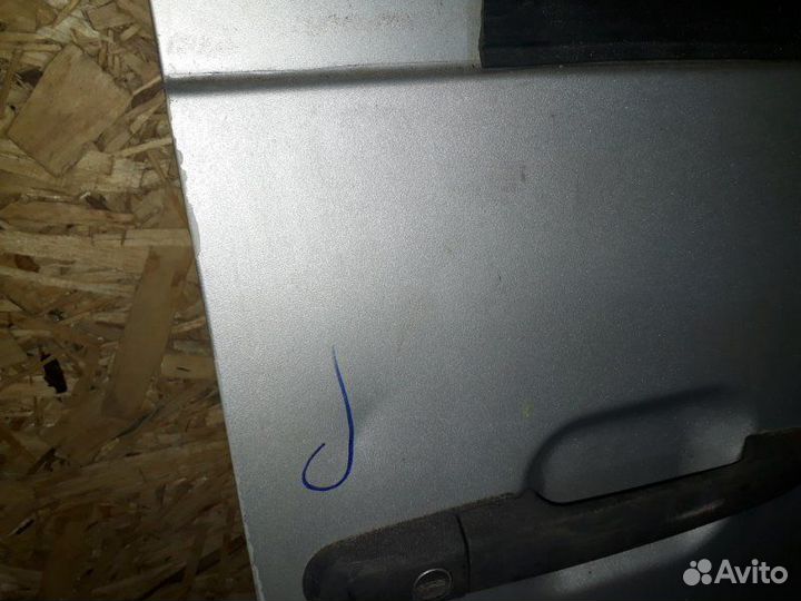 Дверь для передняя правая Mercedes Vito W638 OM