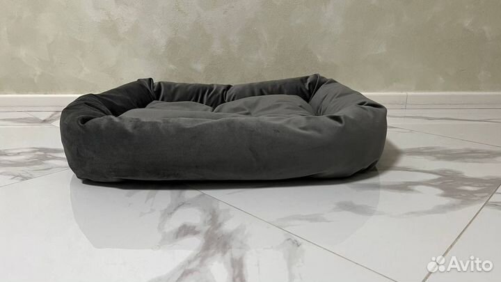 Лежанка для собак и кошек