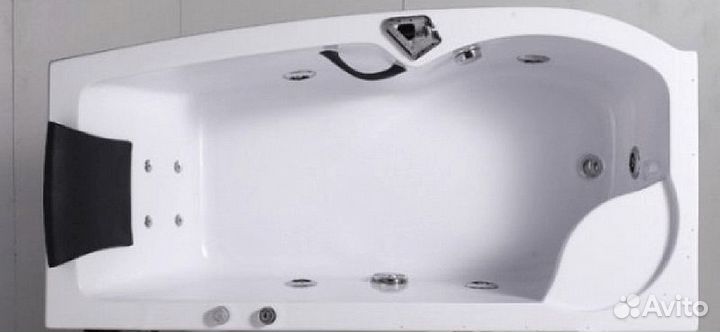 Акриловая ванна со шторкой и душевой системой Ora