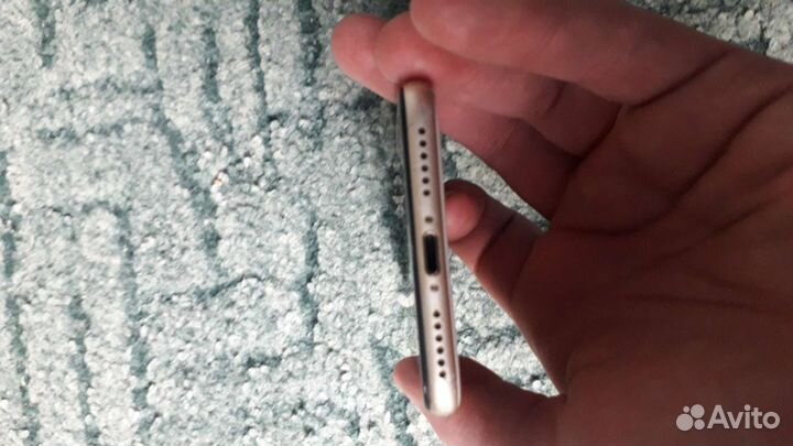Телефон iPhone 5s, iPhone 7