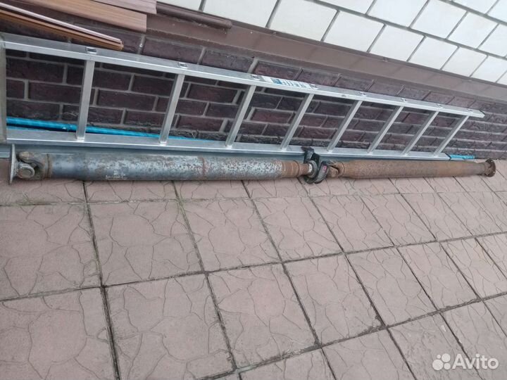 Карданный вал на мерседес 208 D с 95г