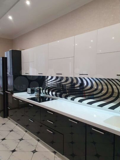 3-к. квартира, 106 м², 2/6 эт.