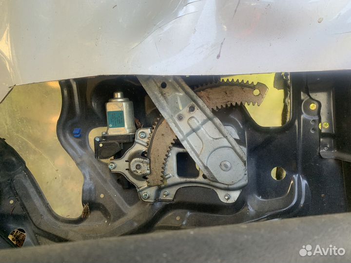 Дверь ниссан тиида 11 кузов