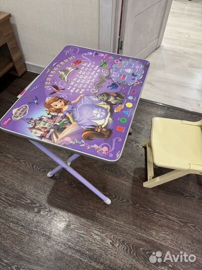 Набор детской мебели