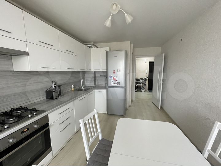 3-к. квартира, 79,5 м², 3/9 эт.