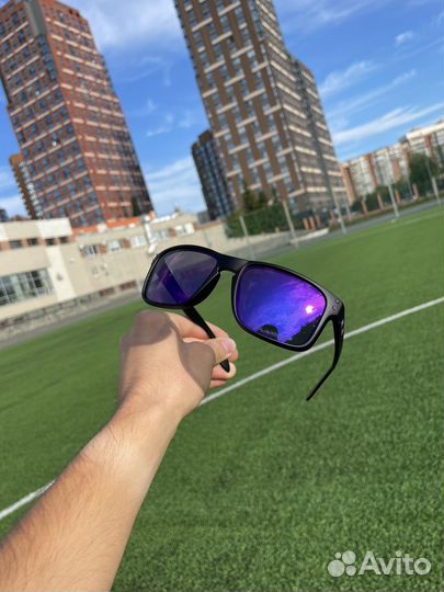 Новые солнцезащитные очки Oakley Holbrook Black