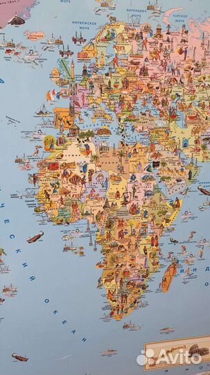 Карта мира большая на деревянной основе
