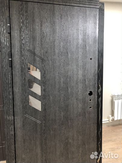 Дверь входная металическая