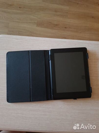 Планшет Ritmix RMD 825