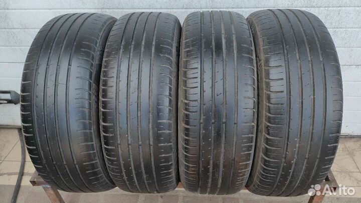 Kumho Ecsta HS51 215/60 R16