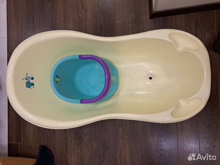 Ванночка и стульчик для купания