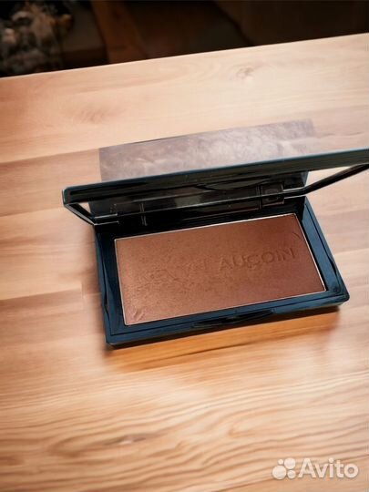 Бронзер от Kevyn Aucoin