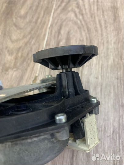 Мотор дворников задний Peugeot 407 универсал 2007