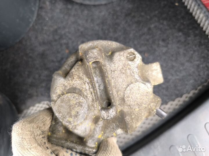 Компрессор кондиционера Опель Корса д