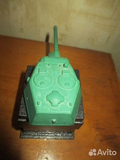 Настольный сувенир башня Т-34 Сталинград-Волгоград