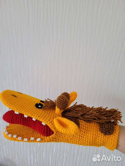 Вязанная логопедическая игрушка Жираф