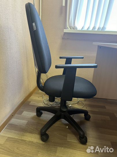 Компьютерное кресло