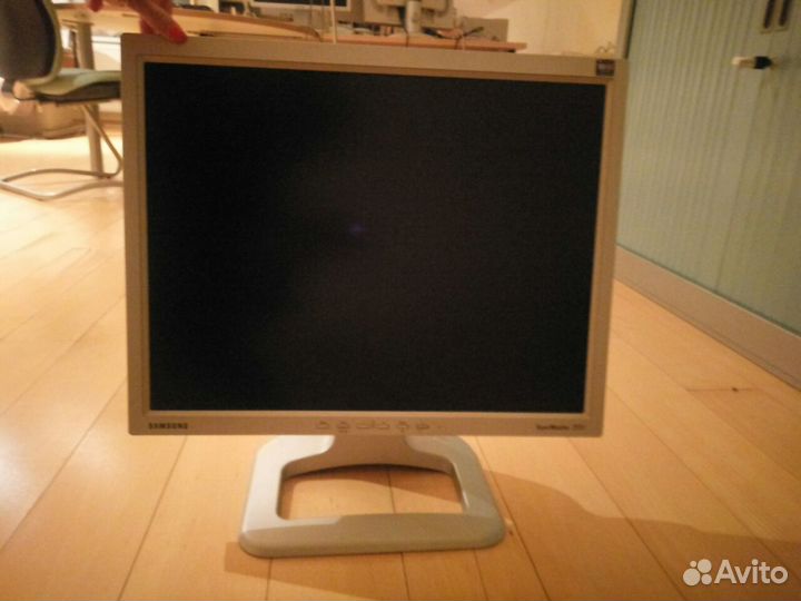 Продам мониторы