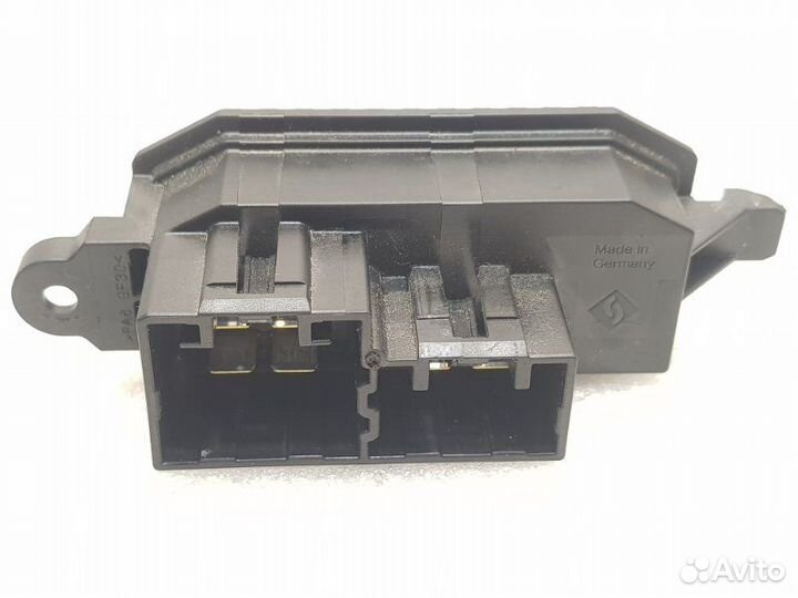 Резистор отопителя Nissan Qashqai J11 1.2 HRA2DDT