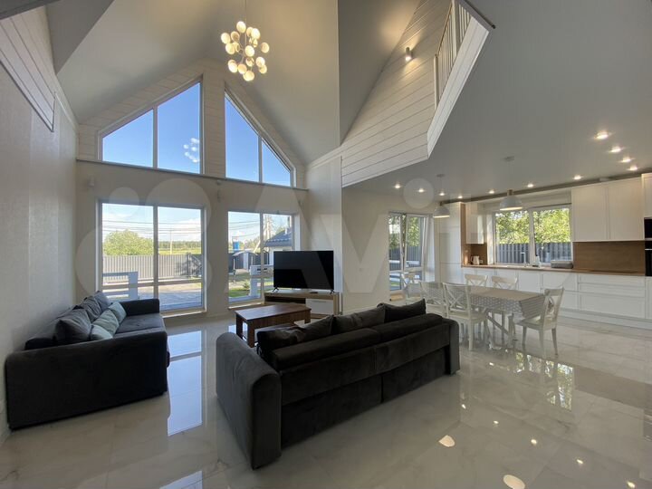 5-к. коттедж, 200 м²