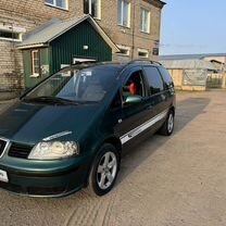 SEAT Alhambra 2.0 MT, 2001, 206 000 км, с пробегом, цена 495 000 руб.