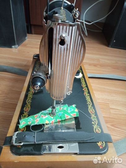 Швейная машинка ручная Подольск, Чайка