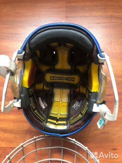 Хоккейный шлем синий