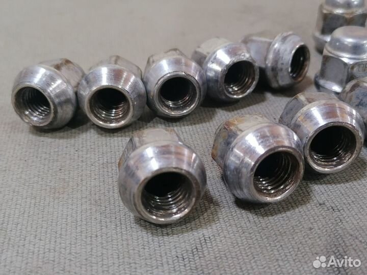 Гайки колесные комплект Ford Focus II 2005-2008