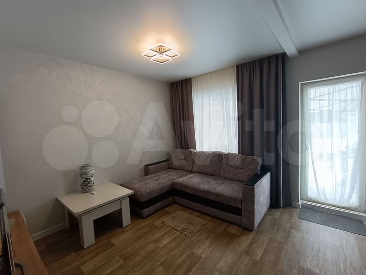 Дом 105 м² на участке 5 сот.