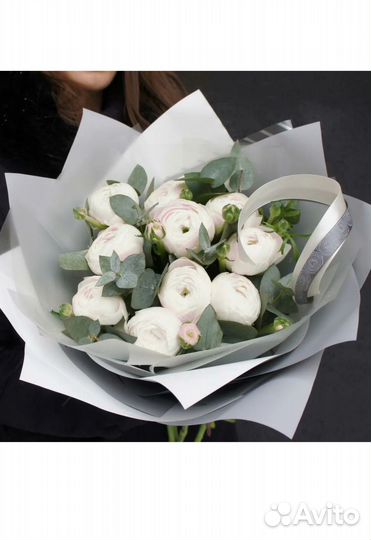 Ранункулюс цветы розы пионы