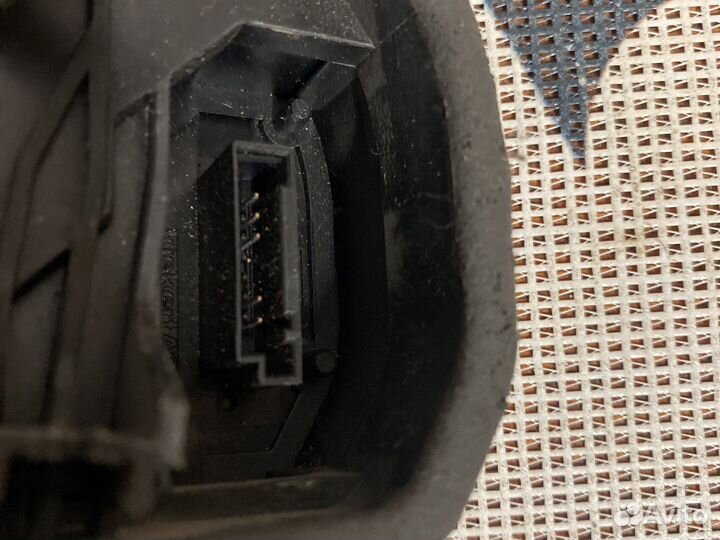 Замок двери задний левый BMW 7167075