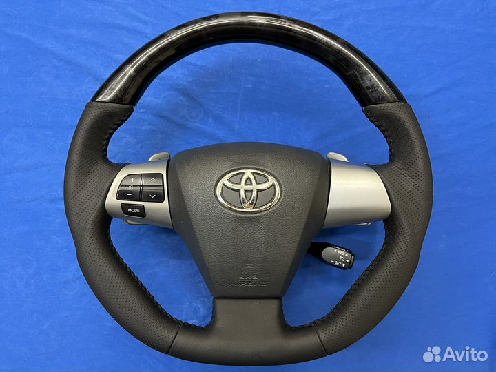 Анатомический руль с косточкой Toyota Corolla 150