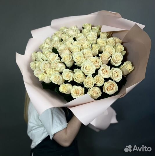 Букет 101 роза высокие пышные цветы