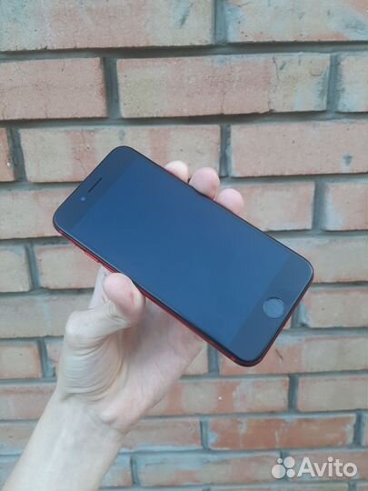 Телефон iPhone 8 64 gb