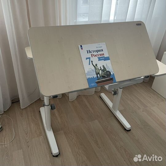 Стол растущий тсt Nаnotес (Кid Yоuth)