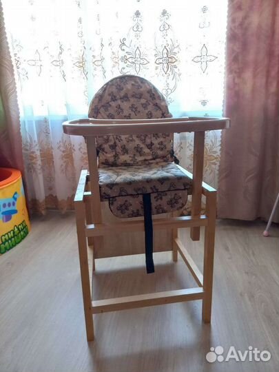 Стульчик для кормления