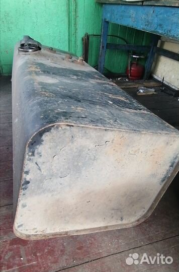 Топливный бак 250 литров
