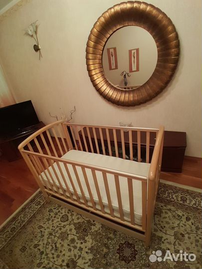 Детская- кровать качалка Baby Italia,матрас 125х65