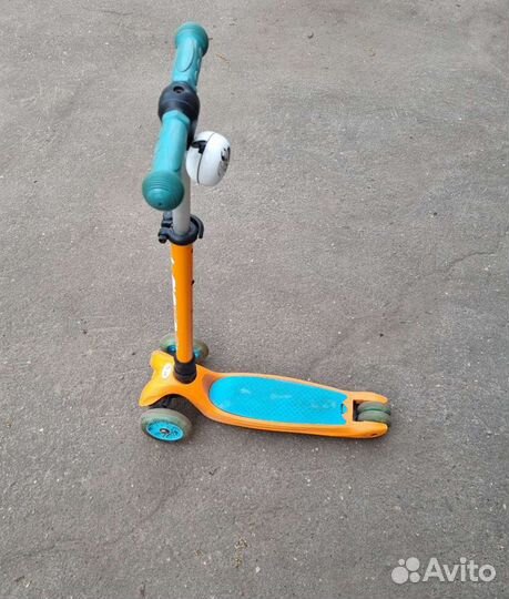 Детский самокат кикборд Trolo Maxi