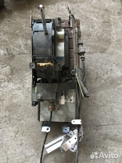 Кулиса кпп (Nissan Murano)