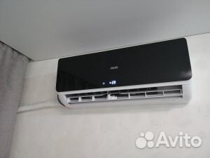 Кондиционер настенный AUX