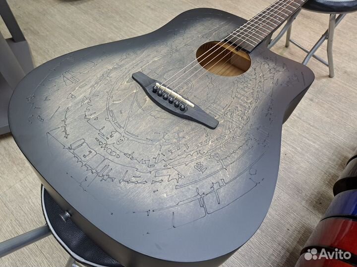 Гитара акустическая дредноут с рисунком