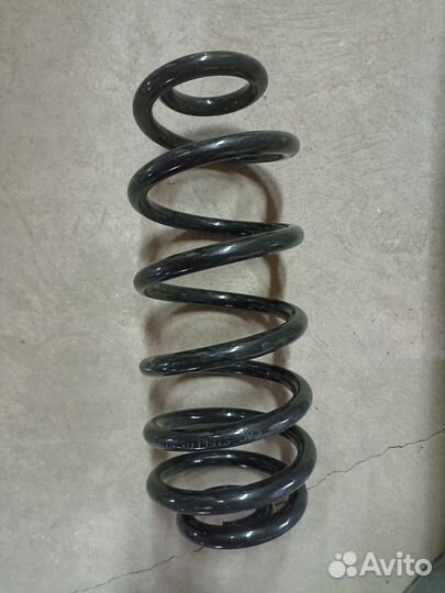 Пружина задняя BMW X5 E70 F15