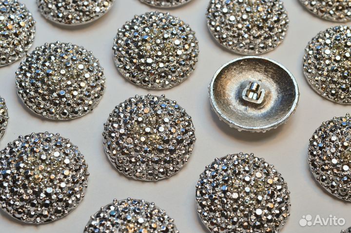 Пуговицы 31 мм