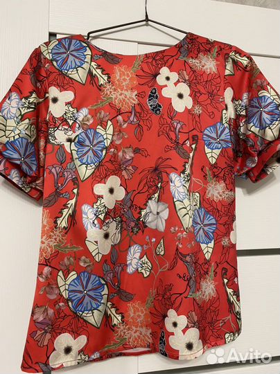 Блузка шелковая