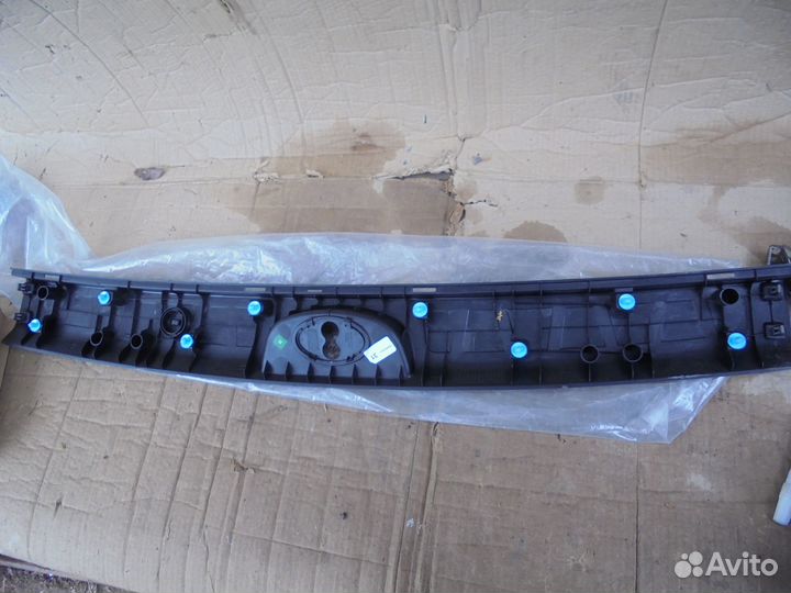 Накладка панели багажника KIA Mohave